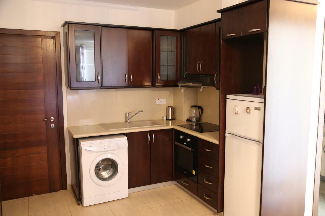 Danaos 2 Complex Apartment - By Imh Travel & Tours 파포스 외부 사진